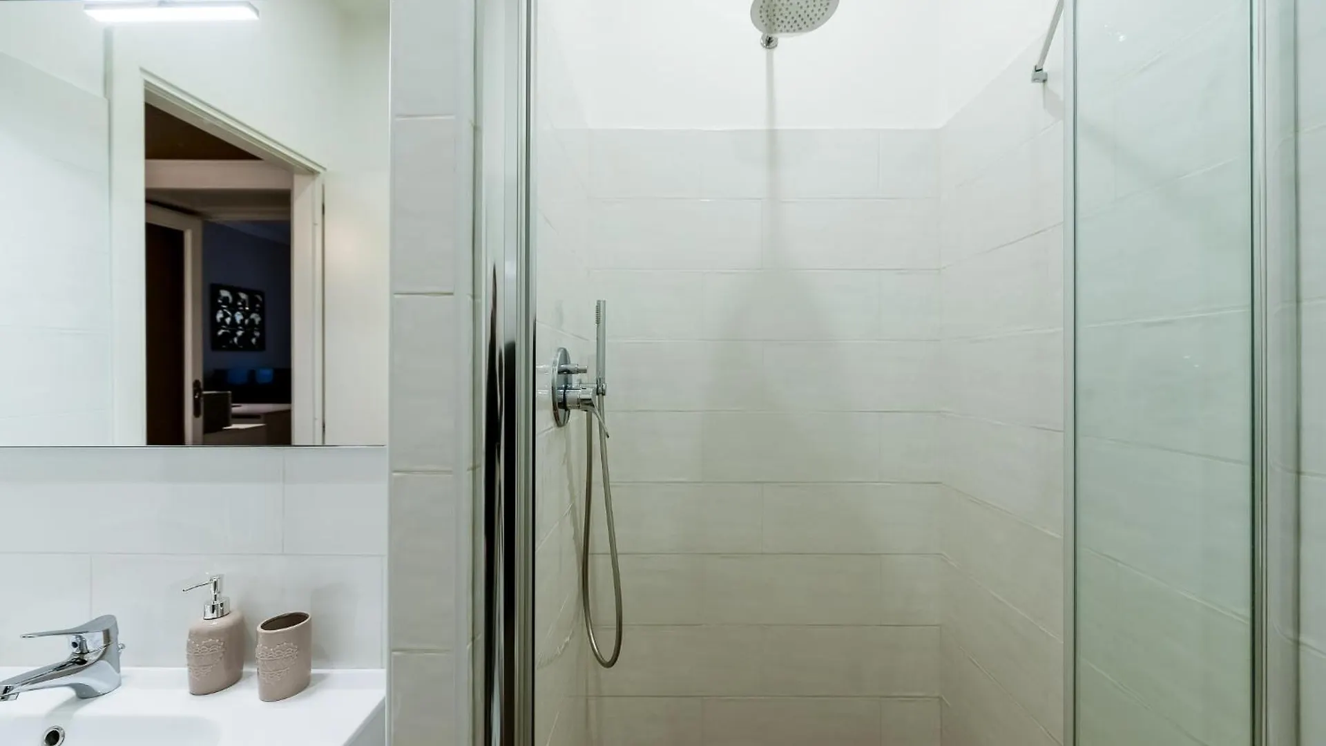 Bramante Luxury Apartments By Innstay Milaan 0*,  Italië